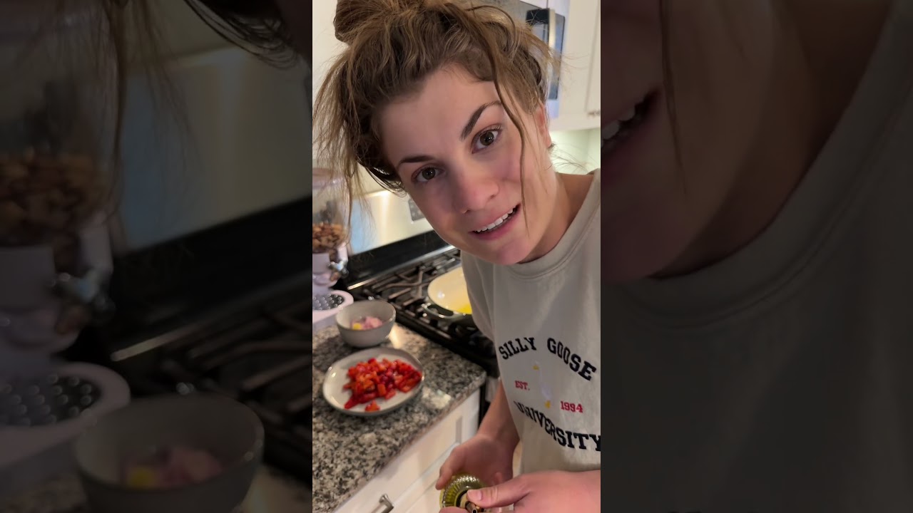 MAKING DINNER WITH 1 PIECE OF CHICKEN MAKING DINNER WITH 1 PIECE OF CHICKEN