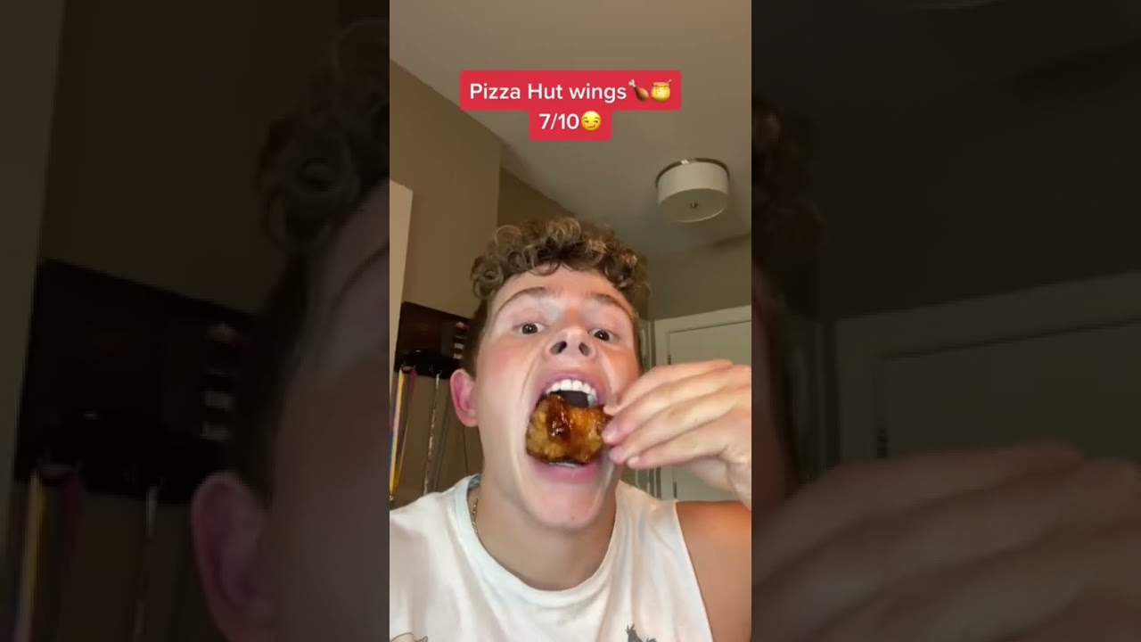 Pizza Hut VS Dominoes! (Food Battle) #shorts #fastfood #challenge Pizza Hut VS Dominoes! (Food Battle) #shorts #fastfood #challenge