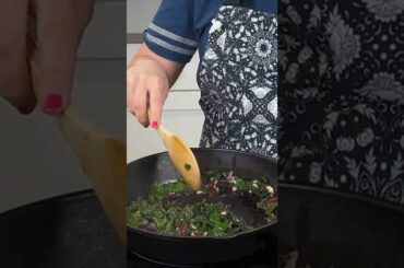 Best Italian-style Sauteed Beet Greens  #italiancuisine #healthyrecipes