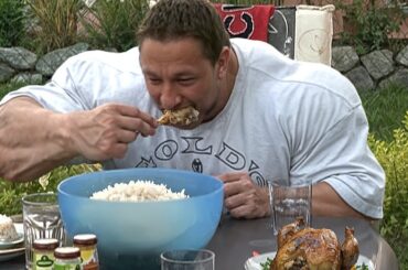 MARKUS RUHL FULL DAY OF EATING - I ATE 7000 CALORIES PER DAY - MARKUS RUHL DIET MOTIVATION