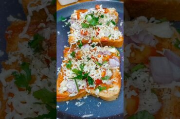 Bread pizza recipe at home. Masterpiece #breadpizza #shorts #pizza