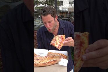 Dave Portnoy Gives Redemption Review To Incredibly Nice Pizzeria Worker