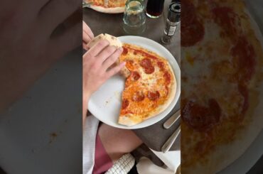 Eating Pizza in Europe For The Whole Day!