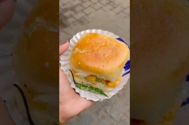 Food challenge:Cheap vs Expensive Vada Pav challenge | #food #vadapav #momos #foodshorts