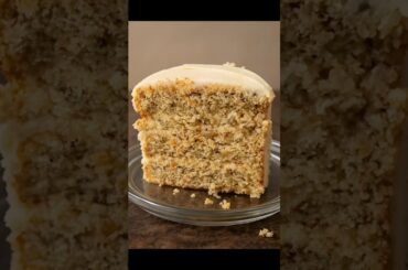 The LAZIEST Italian cream cake for Thanksgiving and Christmas holidays