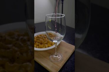 Easiest cheesemac.   #cheese #explore #winter #recipe #ytshorts