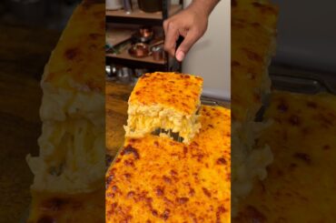 Holiday Mac n cheese recipe in description! #recipe #thanksgiving #macandcheese #soulfood #holidays