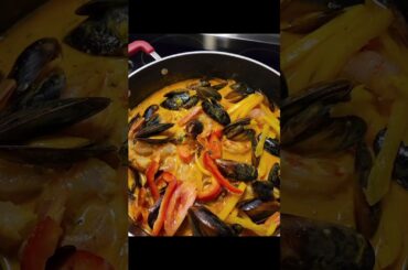 SHRIMP AND MUSSELS WITH PASTA HOME-MADE @LOOKANDNAWTALK #pastawithshrimp #food #pasta