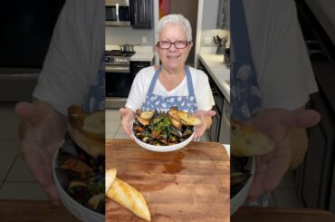 Mussles & chorizo #cook #recipe #cooking #food #farmtotable #italy #mussles #chorizo