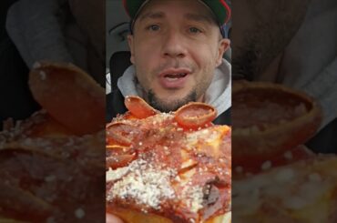 Jet's Ultimate Pepperoni Pizza Review #pizza #jetspizza #pizzareview
