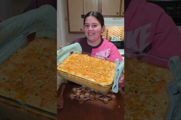 If the roux is not for you, this easy peasy mac & cheese might be! #Cooking #EasyRecipes #Homemade