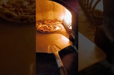 LA PIZZA PRONTA best chef pizzaiolo best Neapolitan pizza in Italy #neapolitanpizza #deliciouspizza