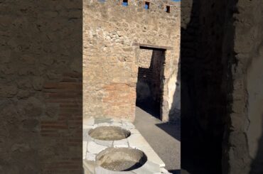 How Romans Ate on the Go: Pompeii’s Thermopolia