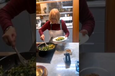 Anna Moroni svela i segreti delle Orecchiette alle cime di rapa originali! Puglia doc #cooking