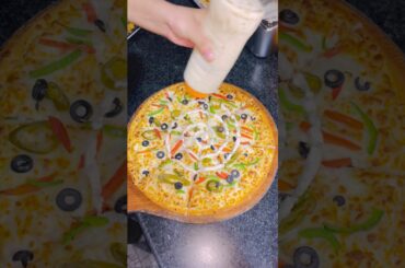 #pizzalover #minivlog #shopping #tamannaandpraveen #tamannapraveenvlogs #cloudkitchen #zomato