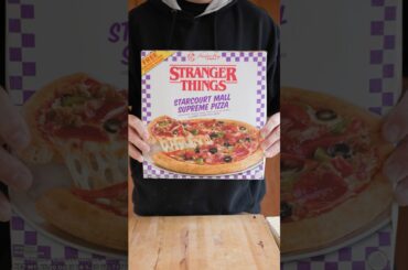 Stranger Things Pizza Review #strangerthings #pizza #surferboypizza #foodreview #pizzareview #shorts
