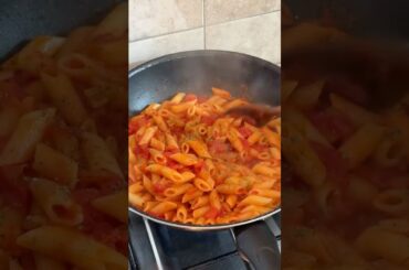 sunday lunch at home in italy