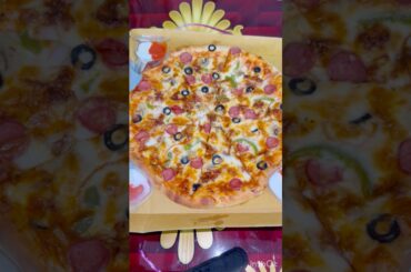 Yammy Pizza #shorts #youtubeshorts #viral #trending #ytshorts #food