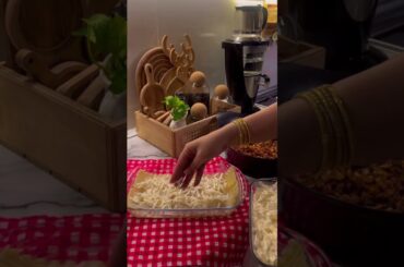 The Best Easy Homemade Lasagna Recipe | Classic Italian Lasagna