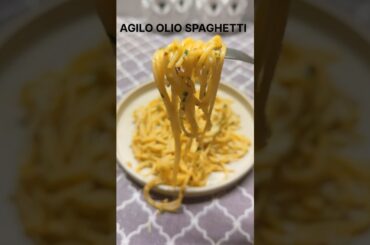 Quick Agilo e Olio Spaghetti #pasta #Spaghetti #10 mins recipe #shorts #ytshorts #monukirasoi