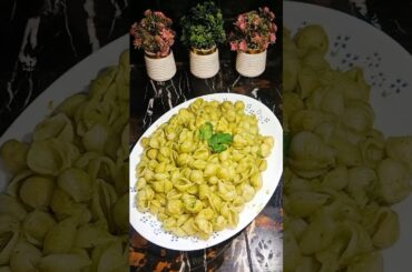 Creamy Green Sauce Pasta