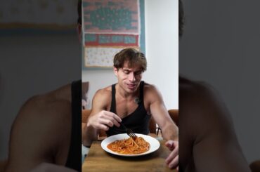 $1 VS $25 Spaghetti & Meat Balls