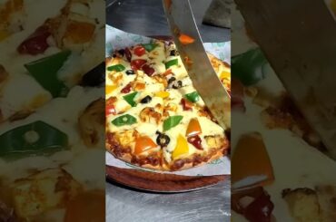 Raat Ko 11 Bje Ek Bda Order aaya #cloud #kitchen #shortvideo #youtubeshorts #pizza  #foodlicious