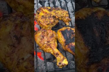 #grill #chicken #fire #foodie #eating #goodeats #eatinggood #heat #delicious #meat #grilling #yes