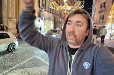 Beware Of Italy Pick Pockets  - Naples Was NOT What I Expected / Eating At Worlds First Pizza Place