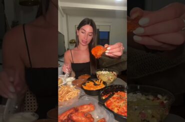 Eating Italian Takeout from NYC! Marinara Pizza #italianfood #takeout #nycfoodie #nyceats