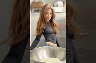 Let’s make a pizza!! #pizza #pasta #italianfood #dinnertime #calgary