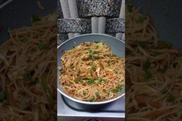 Chicken Spaghetti recipe ! noodles recipe // #shorts #short #ytshorts #noodles  #snacks