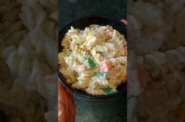 White Sauce Pasta #viralvideo #recipe #shortvideo #cookingvlog #streetfood #food #pasta #shorts