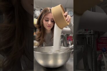 Let’s make Italian ricotta cheesecake!! #pizza #pasta #italianfood #dinnertime #calgary