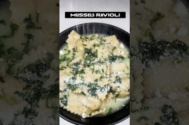 White Wine Butter Mussels Ravioli is the New Hotness #food #pastatime #cooking #Italian food