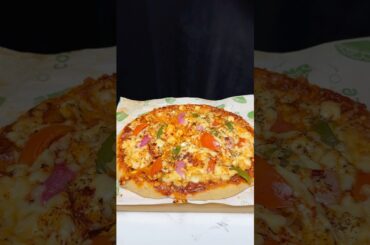 Spicy Paneer Veggie Pizza ASMR #shorts #asmr #recipe #crunchytreats #streetfood #pizza