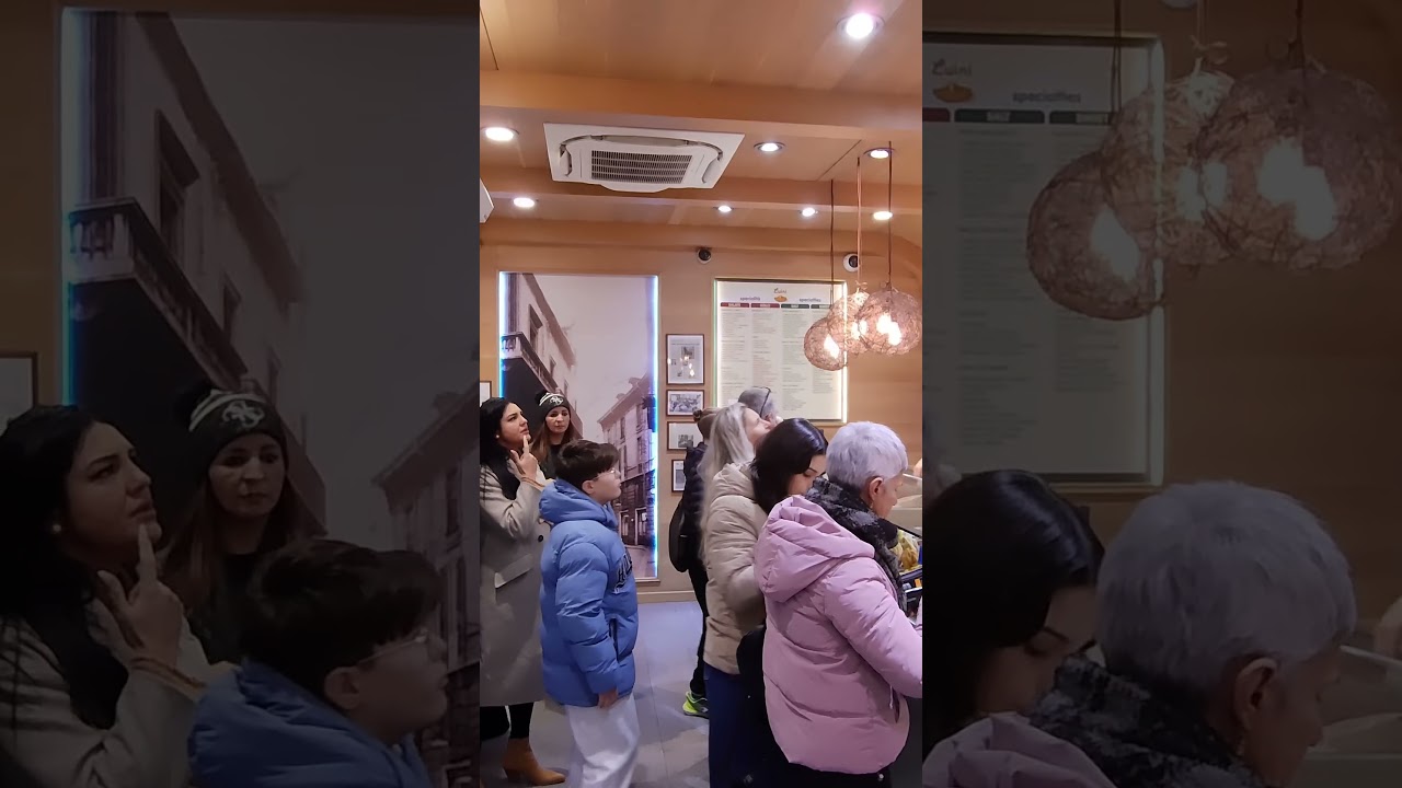 I tried VIRAL STREET FOOD IN MILAN, ITALY #food #foodlover #review #milan #italy #christmas I tried VIRAL STREET FOOD IN MILAN, ITALY #food #foodlover #review #milan #italy #christmas