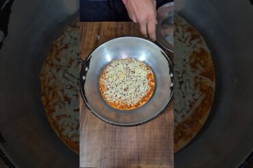 Instant Pizza Vs Normal Pizza #shorts #jugaduindian