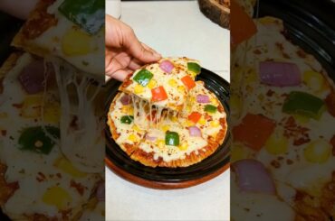 Ghar Ka Healthy Pizza Paratha #pizza #pizzarecipe #shorts #trending #viralvideo