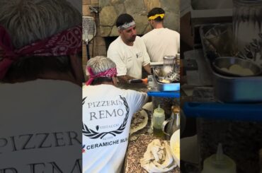 Incredible #pizza in #Rome #italy. #food #foodvideos #foodie #travel #travelvlog #subscribe #italian