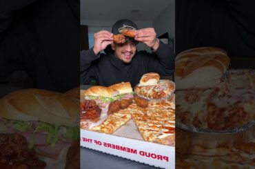 Local pizza spot in elmwood park NJ #italianfood #pizza #mukbang #foodie #foodtok