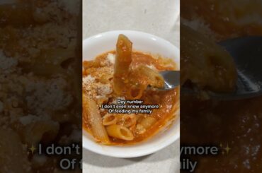 From a girl with an Italian grandparent to you: tomato sauce pasta with mozz #cooking #vlog #mom