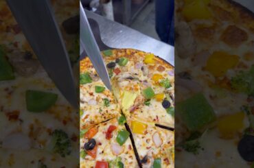 Wait for End #cheesepizza #fyp #cookinghacks #cookingshots #sabsesasta #bestcafe #traffic