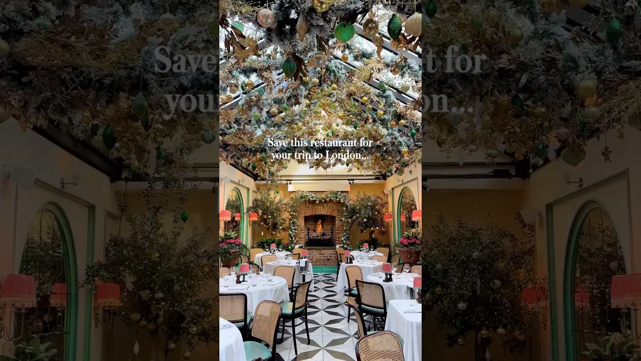🎄🍽️ Must visit restaurant in London ⬇️ This is one of the most popular restaurants in London 🎄🍽️ Must visit restaurant in London ⬇️ This is one of the most popular restaurants in London