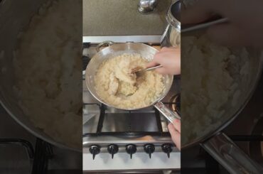 Creamy Gorgonzola & Walnut Risotto , Easy Italian #easy italian recipes #ItalianFood#FoodShorts