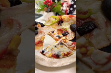 On a Diet but Craving Pizza? This Fit Oat Pizza Will Save You! 🍕✨#healthypizza #diet