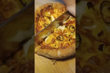 Domino’s Style Veg Pizza at Home | Better Than Takeout 🍕😋#food #cooking #pizza