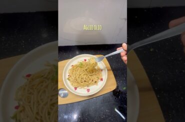 Aglio olio recipe #subscribe #food #ytshorts #cooking #aglioolio