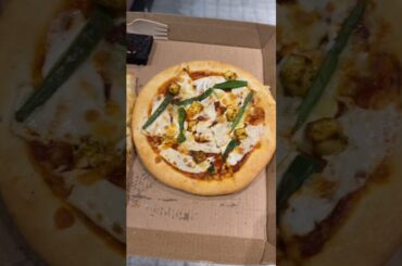 LA PINOZ 4 COURSE MEAL REVIEW | ₹189 PIZZA COMBO WORTH IT? PIZZA, BROWNIE & COKE