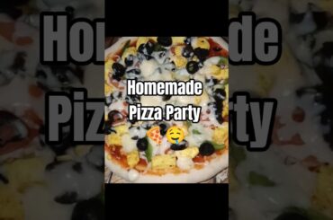 Cheesy Homemade Pizza🍕🤤💯🧀 #foodreels #shortsfeed #cookingshorts🤣 #cheesepizza 🧀🤤🍕
